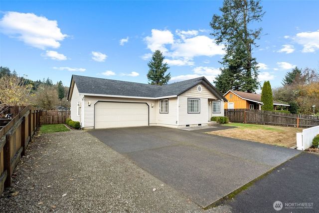 134 N Johnson Avenue, Yacolt, WA 98675