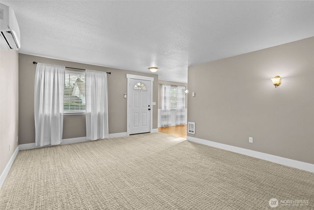 134 N Johnson Avenue, Yacolt, WA 98675