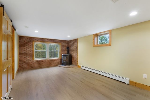 1 South Trl, Sandyston Twp., NJ 07826