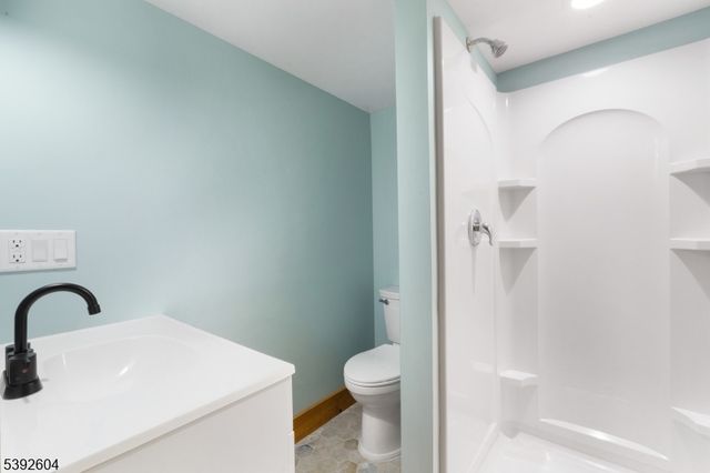 1 South Trl, Sandyston Twp., NJ 07826