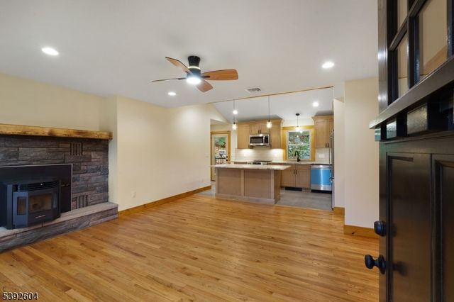 1 South Trl, Sandyston Twp., NJ 07826