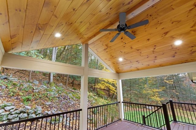 1 South Trl, Sandyston Twp., NJ 07826