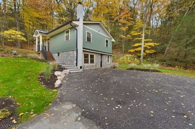 1 South Trl, Sandyston Twp., NJ 07826