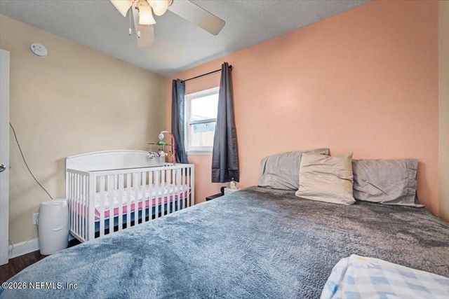 2425 TULSA Road N, Jacksonville, FL 32218