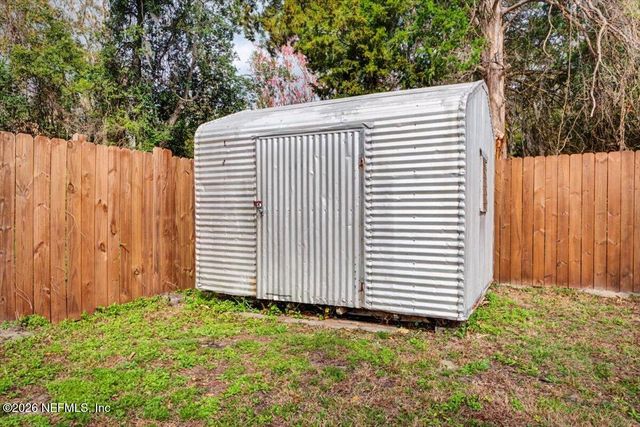 2425 TULSA Road N, Jacksonville, FL 32218