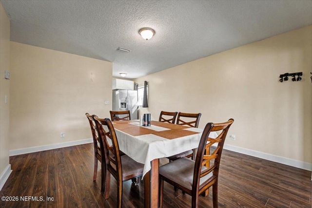 2425 TULSA Road N, Jacksonville, FL 32218