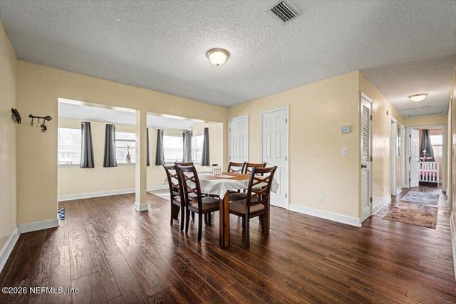 2425 TULSA Road N, Jacksonville, FL 32218