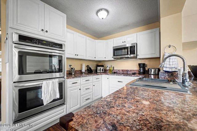 2425 TULSA Road N, Jacksonville, FL 32218