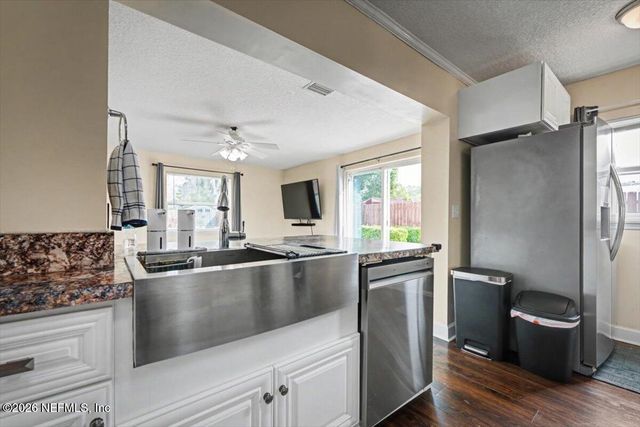 2425 TULSA Road N, Jacksonville, FL 32218