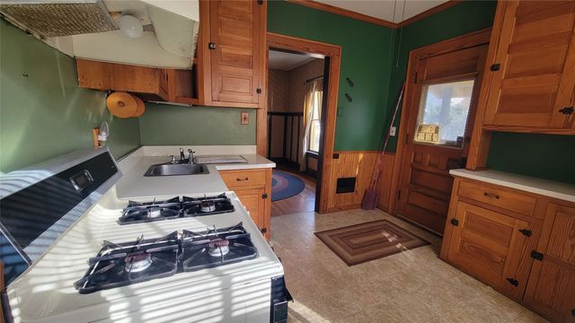 3111 PLUM Street, Erie, PA 16508