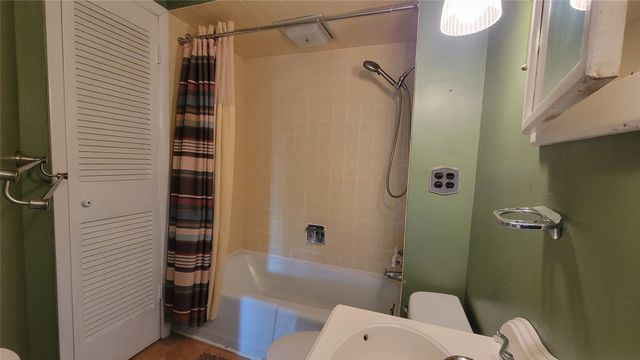 3111 PLUM Street, Erie, PA 16508