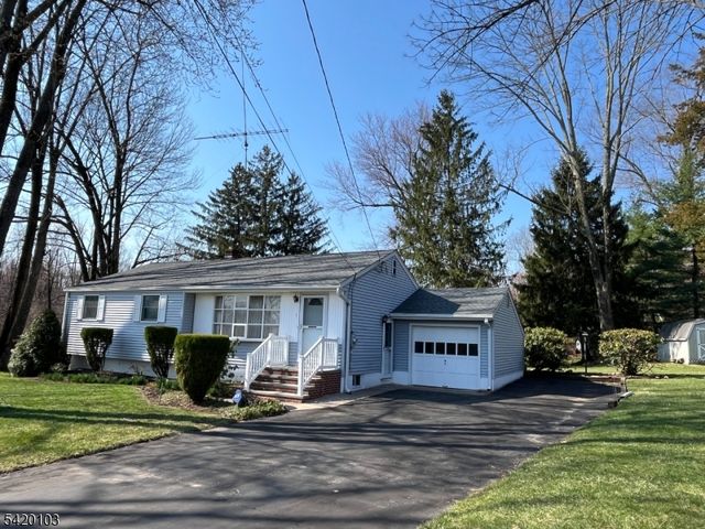 1 Parker Ave, Hanover Twp., NJ 07927