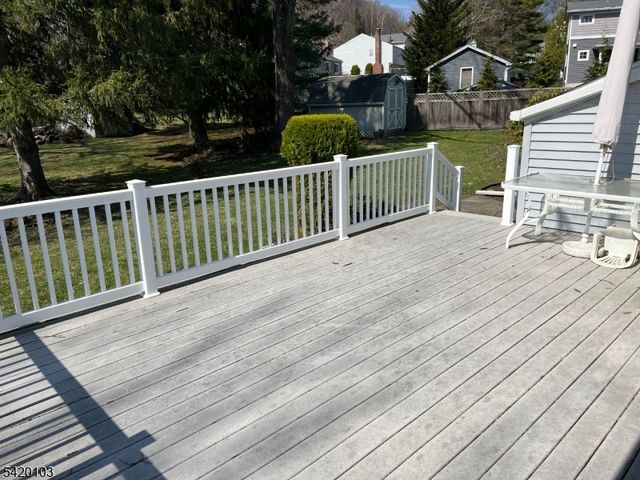 1 Parker Ave, Hanover Twp., NJ 07927