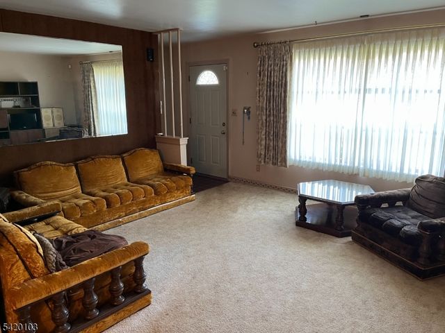 1 Parker Ave, Hanover Twp., NJ 07927