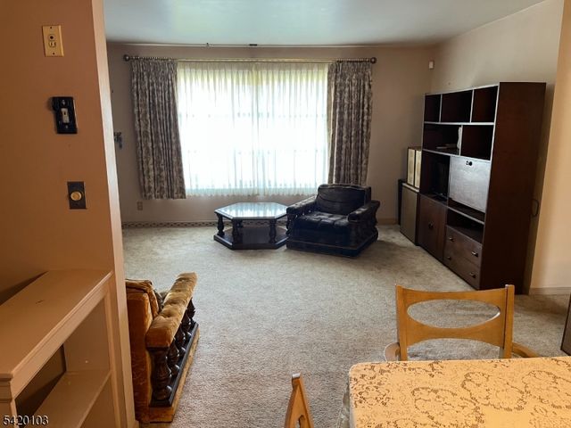 1 Parker Ave, Hanover Twp., NJ 07927