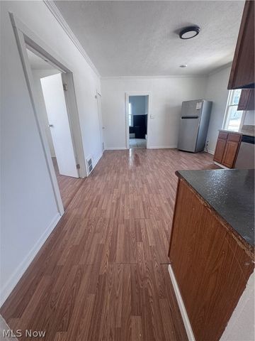 6606 Charter Avenue, Cleveland, OH 44127