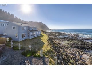 93 GENDER Dr, Yachats, OR 97498