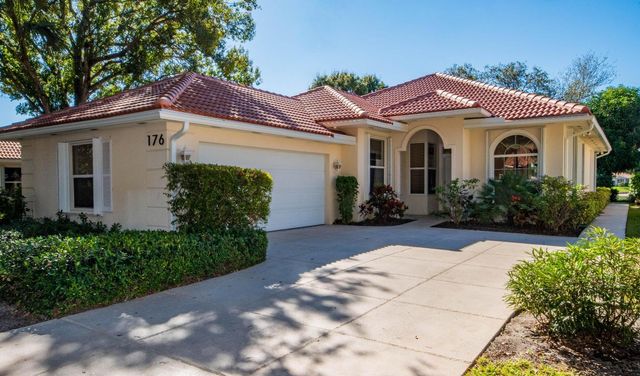 176 E Tall Oaks Circle, Palm Beach Gardens, FL 33410