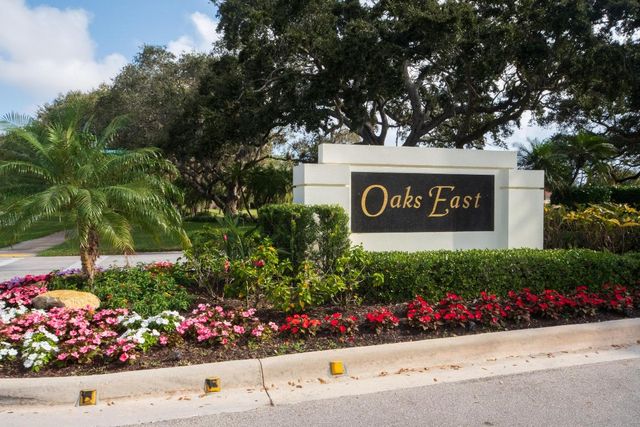 176 E Tall Oaks Circle, Palm Beach Gardens, FL 33410
