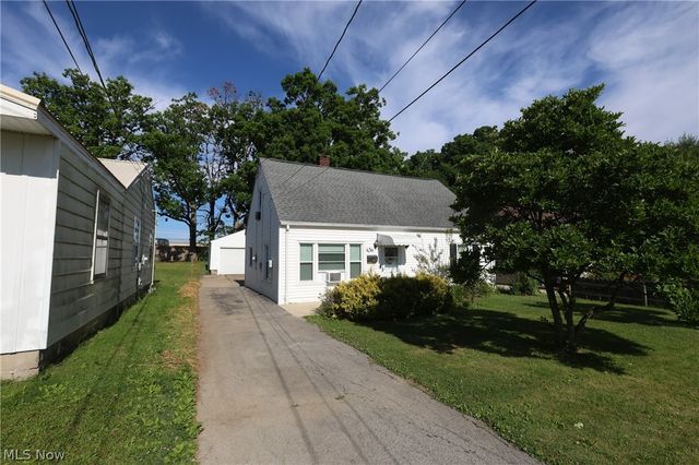 434 Winchester Avenue, Youngstown, OH 44509