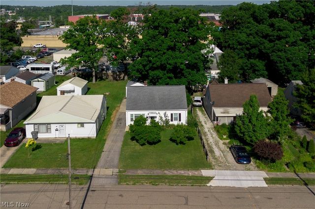 434 Winchester Avenue, Youngstown, OH 44509