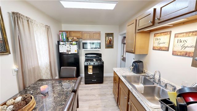 434 Winchester Avenue, Youngstown, OH 44509