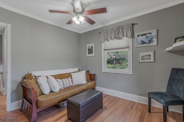 12 Essex Ave, Bernardsville Boro, NJ 07924