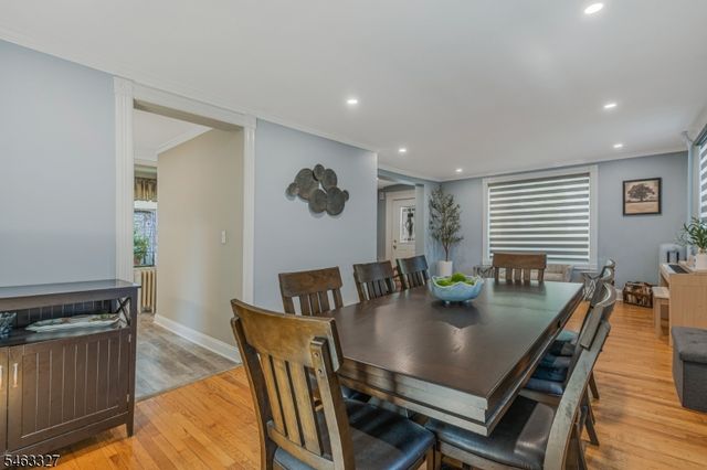 12 Essex Ave, Bernardsville Boro, NJ 07924