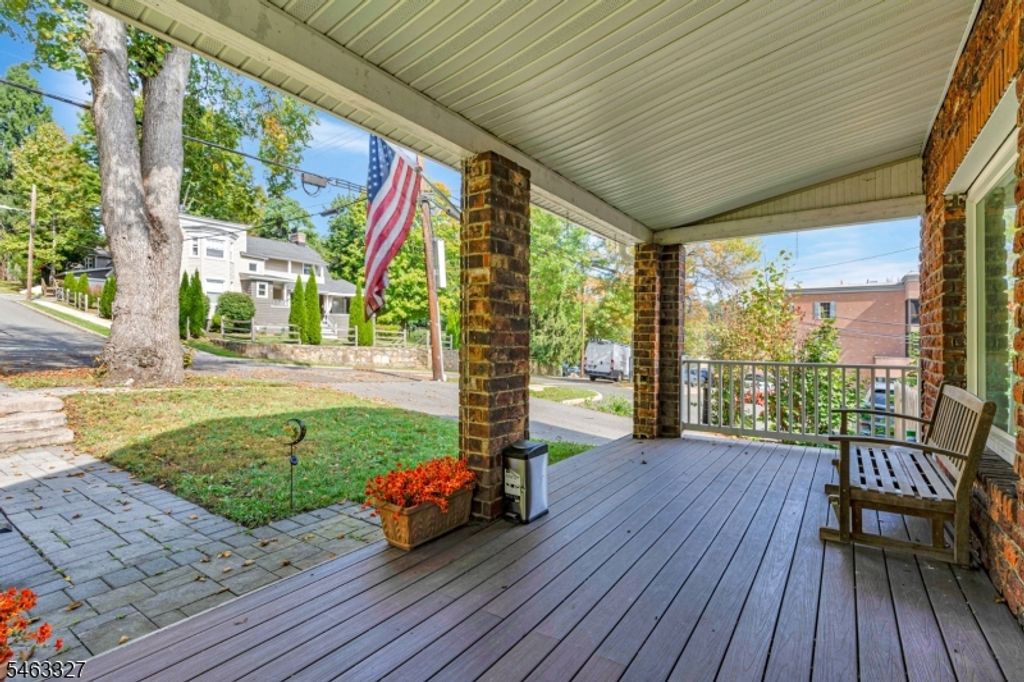 12 Essex Ave, Bernardsville Boro, NJ 07924 — photo 3