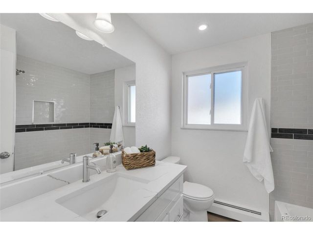 835 S 9th Ave, Brighton, CO 80601