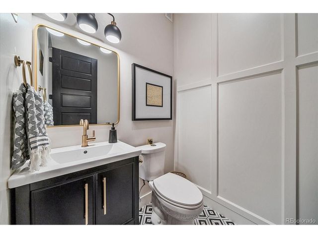 19661 W 95th Pl, Arvada, CO 80007