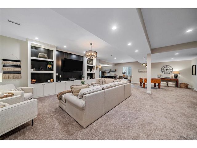 19661 W 95th Pl, Arvada, CO 80007