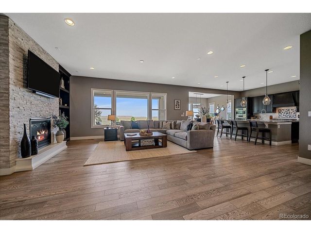 19661 W 95th Pl, Arvada, CO 80007