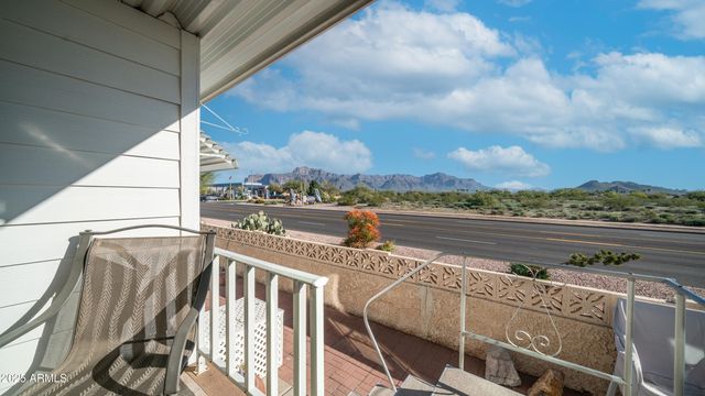 492 IRON ORE Drive, Apache Junction, AZ 85119