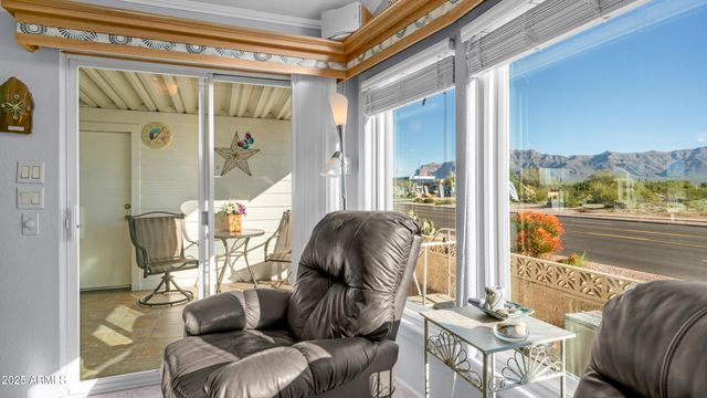 492 IRON ORE Drive, Apache Junction, AZ 85119