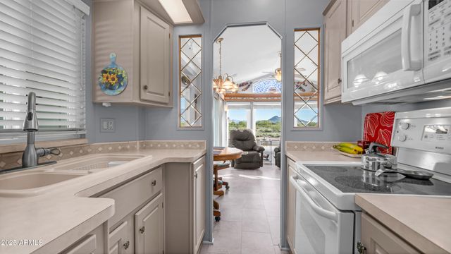 492 IRON ORE Drive, Apache Junction, AZ 85119