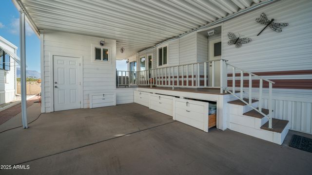 492 IRON ORE Drive, Apache Junction, AZ 85119