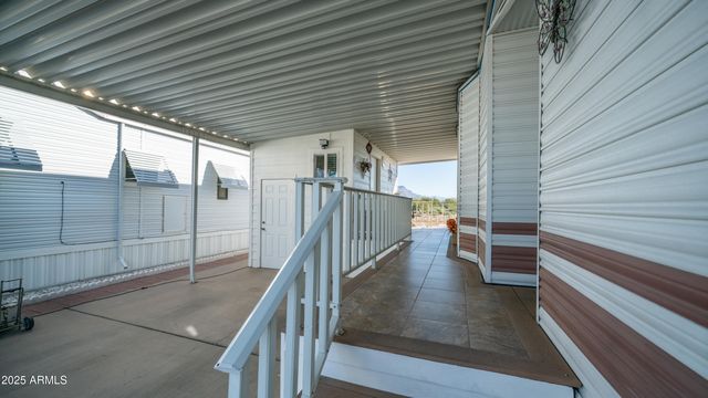 492 IRON ORE Drive, Apache Junction, AZ 85119