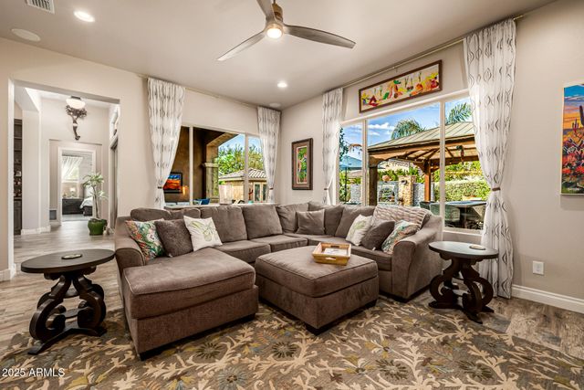 9362 W SANDS Drive, Peoria, AZ 85383