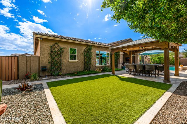 9362 W SANDS Drive, Peoria, AZ 85383