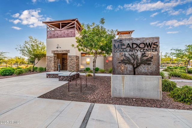 9362 W SANDS Drive, Peoria, AZ 85383