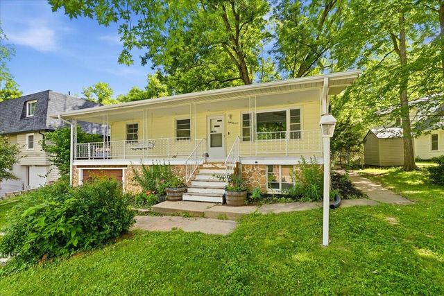 813 MCKENZIE Avenue, Council Bluffs, IA 51503