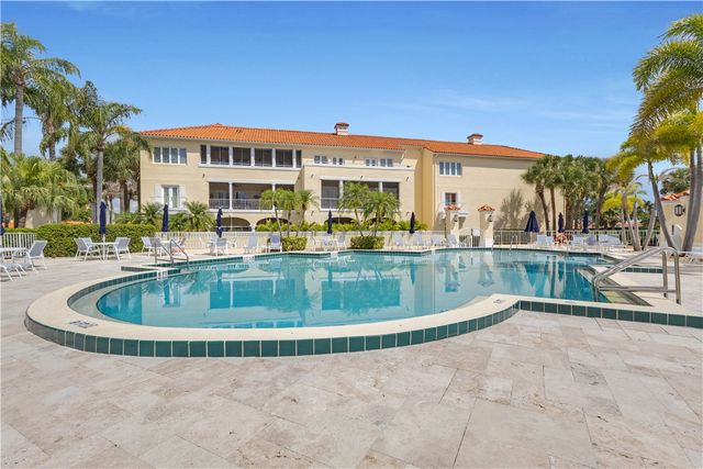 5065 Harmony Circle 306, Vero Beach, FL 32967