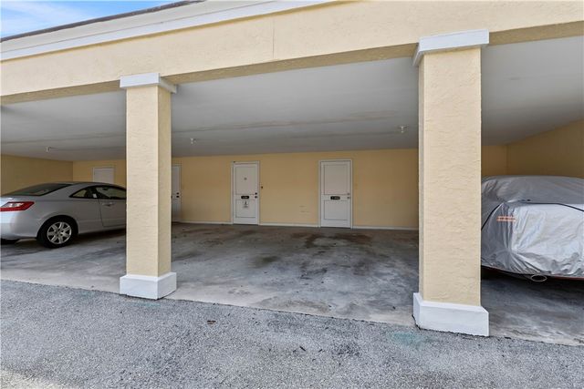5065 Harmony Circle 306, Vero Beach, FL 32967