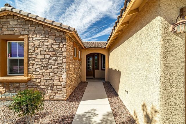 4890 Cielo Court, Pahrump, NV 89061