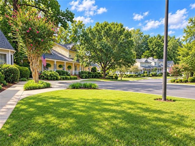 1426 Cambridge Common, Decatur, GA 30033