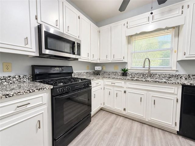 1426 Cambridge Common, Decatur, GA 30033