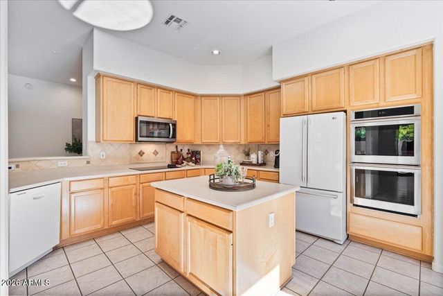 7662 E QUILL Lane, Scottsdale, AZ 85255