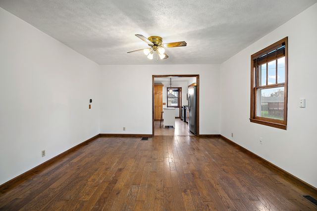 203 E Lake Street, Ashkum, IL 60911