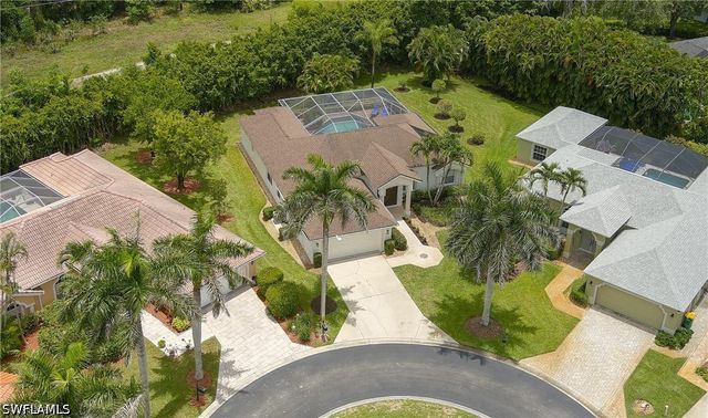 2050 Terrazzo LN, Naples, FL 34104